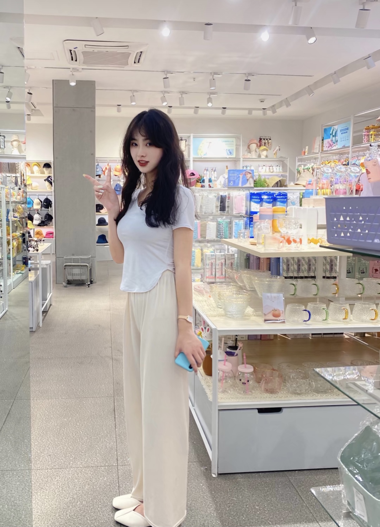 温柔文雅的兼职，质感很好，想怎么玩就怎么玩，值了